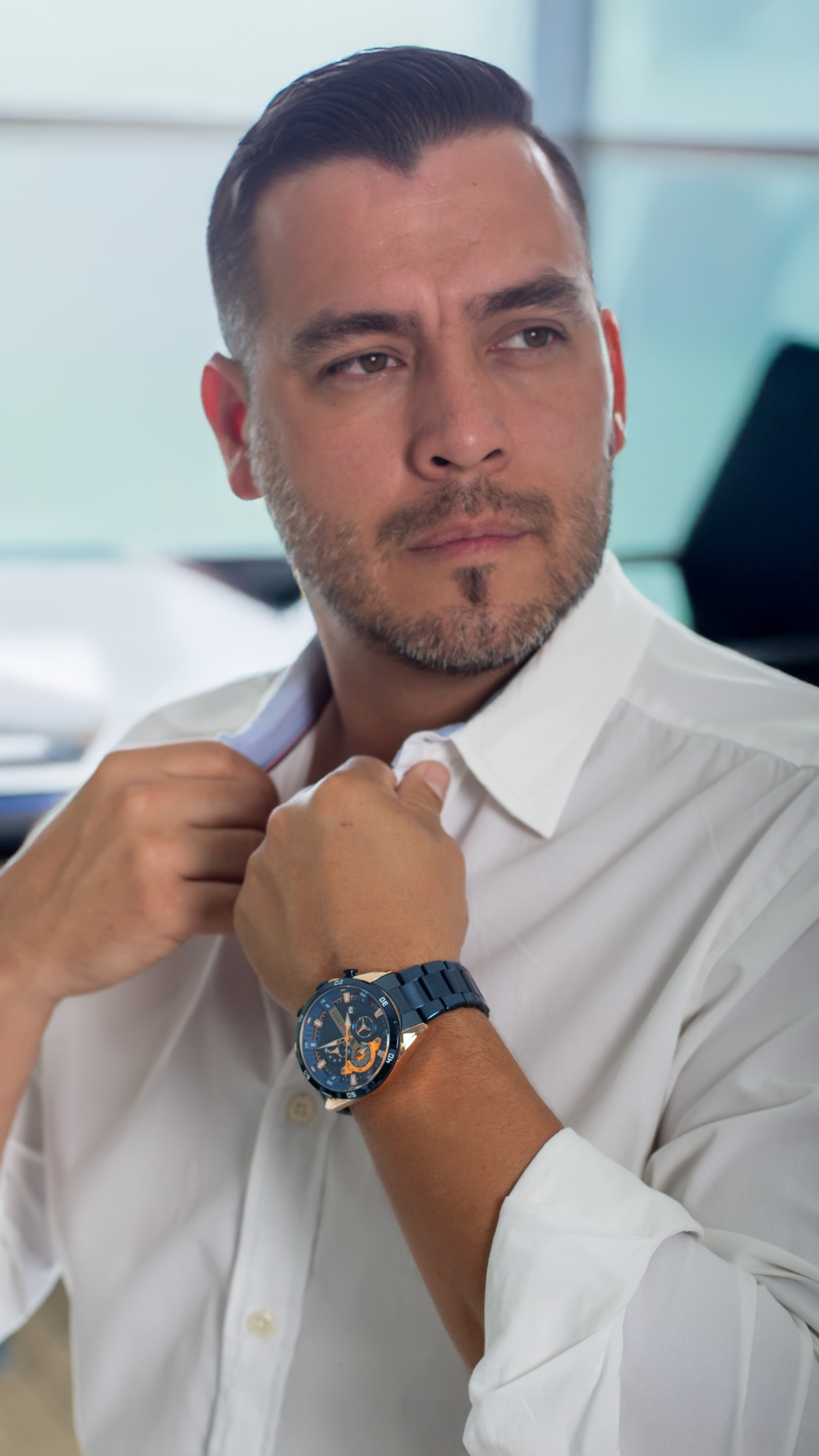 Reloj Curren 8402: Estilo y Precisión