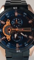 Reloj Curren 8402: Estilo y Precisión